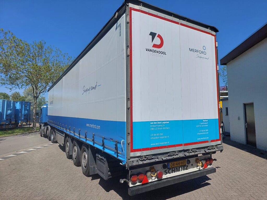 Vrachtwagenzeil voor JB Remservice